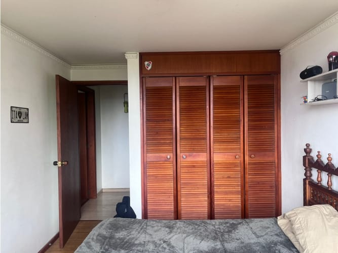 Apartaestudio en venta en El Tesoro, Medellín, 123 m² · foto 10 de 17