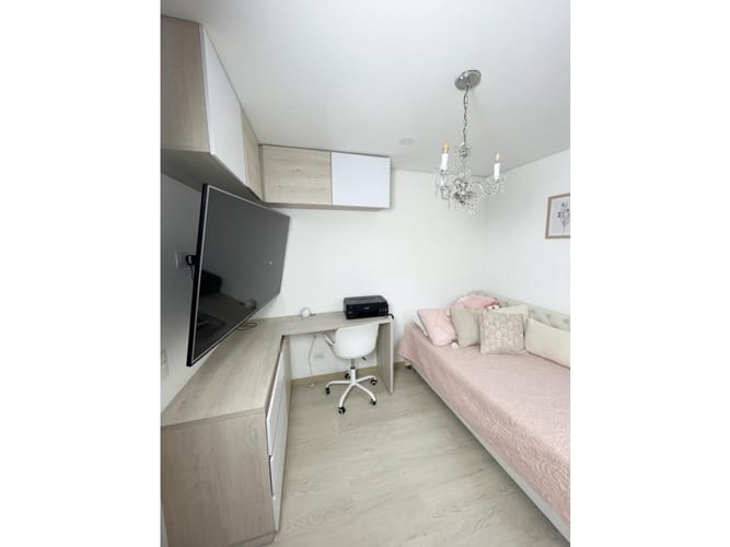 Apartamento de 3 alcobas en venta en Las Brujas, Medellín, 147 m² · foto 8 de 17