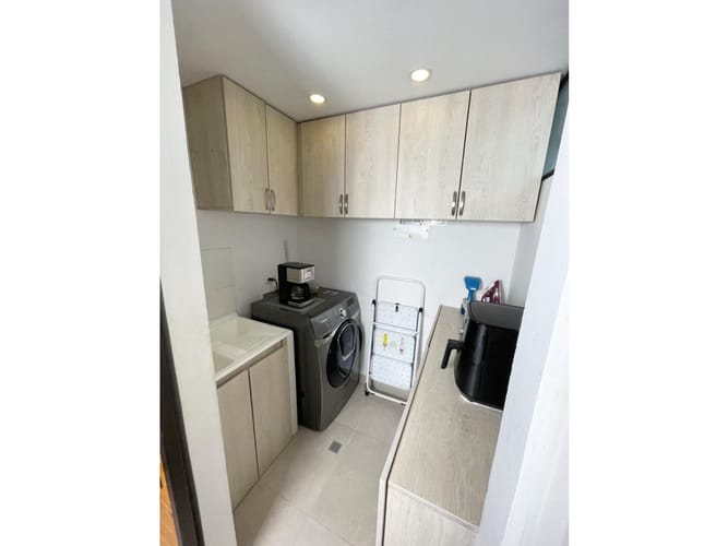 Apartamento de 3 alcobas en venta en Las Brujas, Medellín, 147 m² · foto 15 de 17