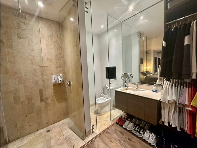 Apartamento de 2 alcobas en venta en Urbanización Las Cumbres, Medellín, 118 m² · foto 9 de 9