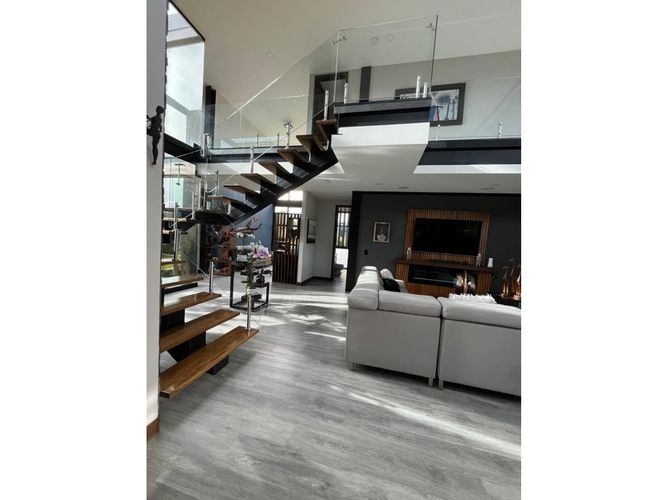 Casa de 5 alcobas en venta en San Antonio De Pereira, El Carmen de Viboral, 500 m² · foto 8 de 24