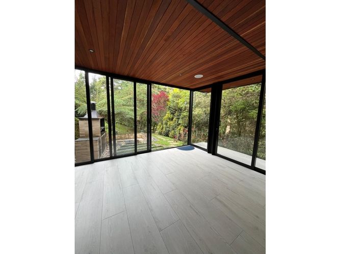 Casa de 5 alcobas en venta en San Antonio De Pereira, El Carmen de Viboral, 500 m² · foto 12 de 24