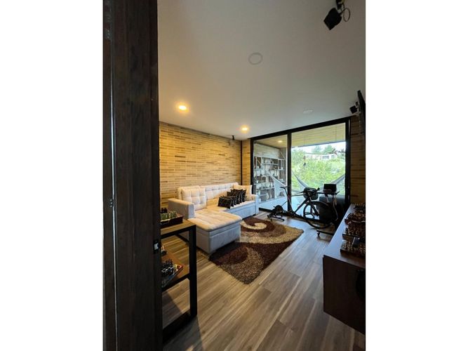Casa de 5 alcobas en venta en San Antonio De Pereira, El Carmen de Viboral, 500 m² · foto 21 de 24