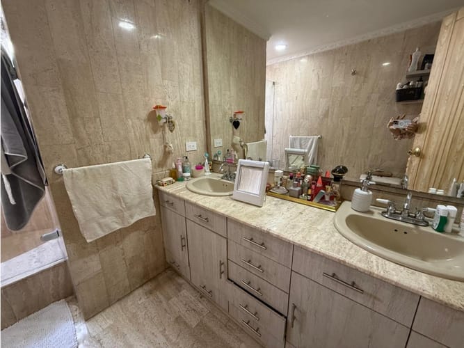 Apartamento de 3 alcobas en venta en El Poblado, Rionegro, 258 m² · foto 11 de 16