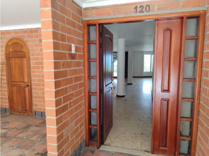 Casa de 5 alcobas en venta en El Tesoro, Medellín, 430 m² · foto 10 de 24
