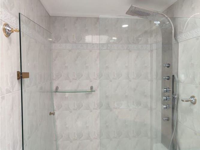 Casa de 5 alcobas en venta en El Tesoro, Medellín, 430 m² · foto 18 de 24