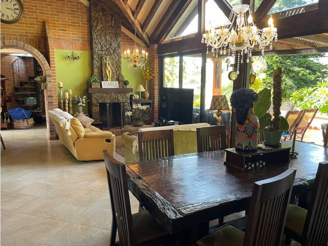 Casa de 4 alcobas en venta en Llano Grande, Rionegro, 460 m² · foto 7 de 24