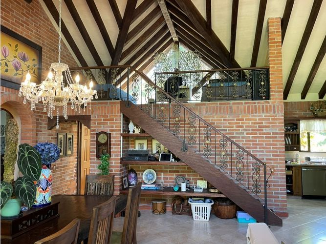 Casa de 4 alcobas en venta en Llano Grande, Rionegro, 460 m² · foto 11 de 24