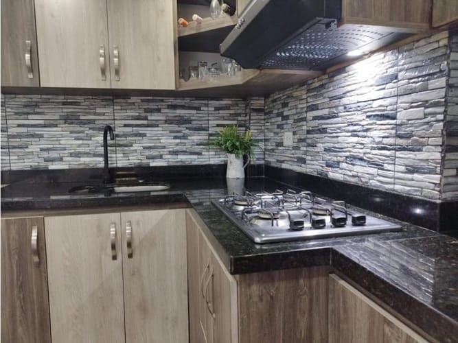 Casa de 5 alcobas en venta en Vía Las Palmas, Envigado, 380 m² · foto 8 de 17