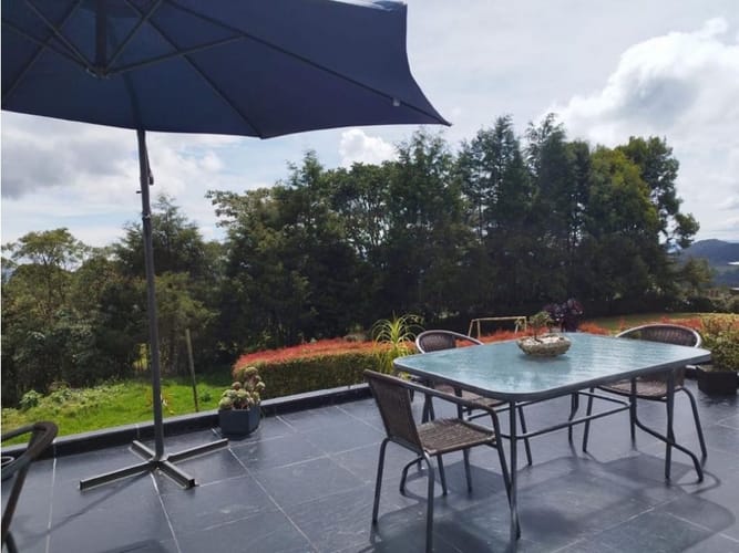 Casa de 5 alcobas en venta en Vía Las Palmas, Envigado, 380 m² · foto 15 de 17