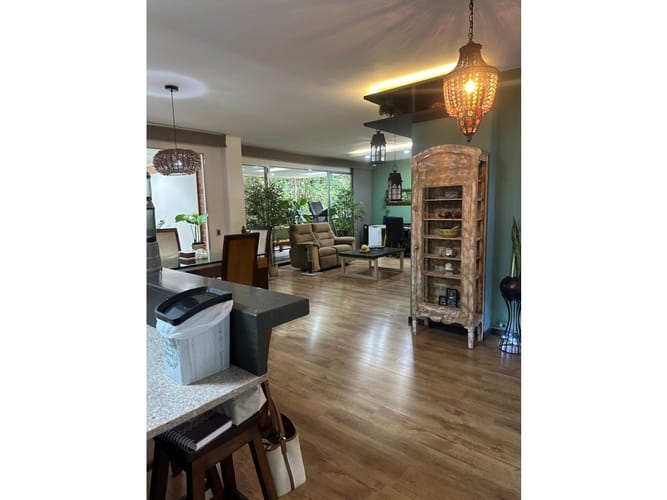 Apartamento en venta en Cumbres, Envigado · foto 2 de 24