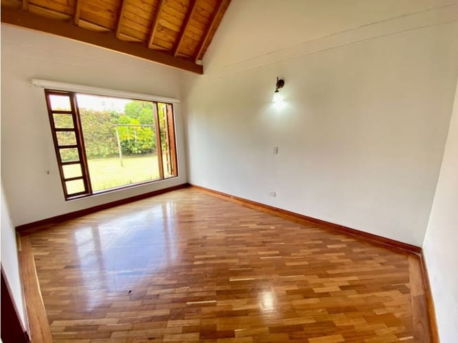 Casa de 4 alcobas en venta en Llano Grande, Rionegro, 300 m² · foto 5 de 24
