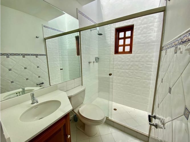 Casa de 4 alcobas en venta en Llano Grande, Rionegro, 300 m² · foto 6 de 24