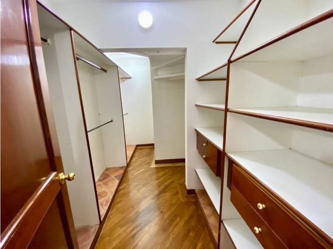 Casa de 4 alcobas en venta en Llano Grande, Rionegro, 300 m² · foto 11 de 24