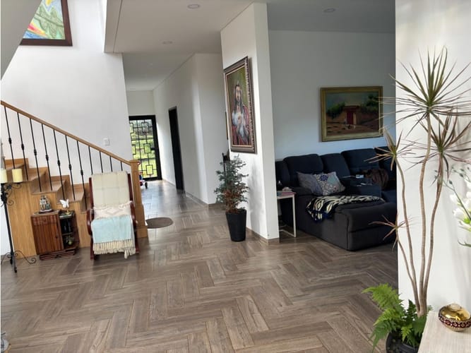 Casa de 6 alcobas en venta en Lejos Del Nido, El Retiro, 410 m² · foto 5 de 24