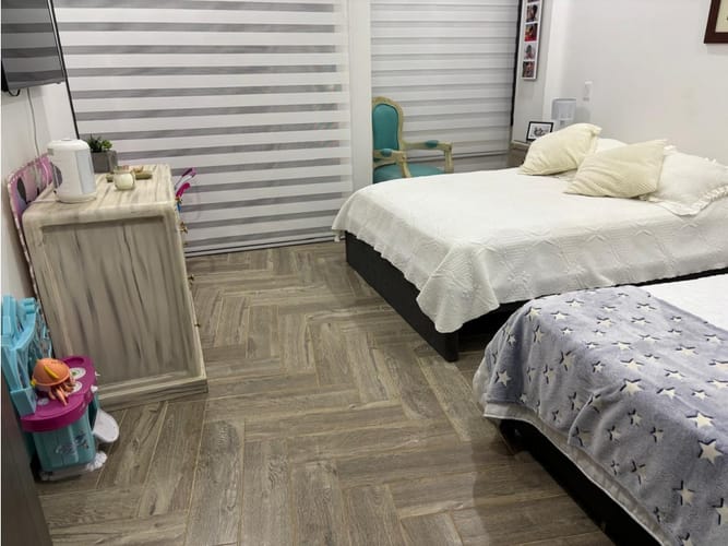 Casa de 6 alcobas en venta en Lejos Del Nido, El Retiro, 410 m² · foto 12 de 24