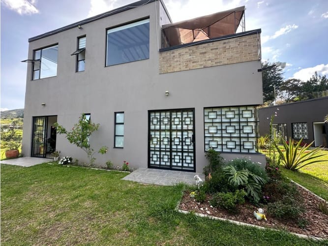 Casa de 6 alcobas en venta en Lejos Del Nido, El Retiro, 410 m² · foto 16 de 24