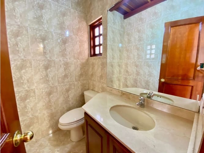 Casa de 4 alcobas en venta en Llano Grande, Rionegro, 300 m² · foto 24 de 24