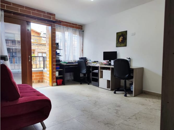 Casa de 5 alcobas en venta en El Porvenir, Rionegro, 272 m² · foto 4 de 15