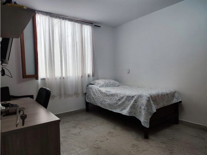 Casa de 5 alcobas en venta en El Porvenir, Rionegro, 272 m² · foto 5 de 15