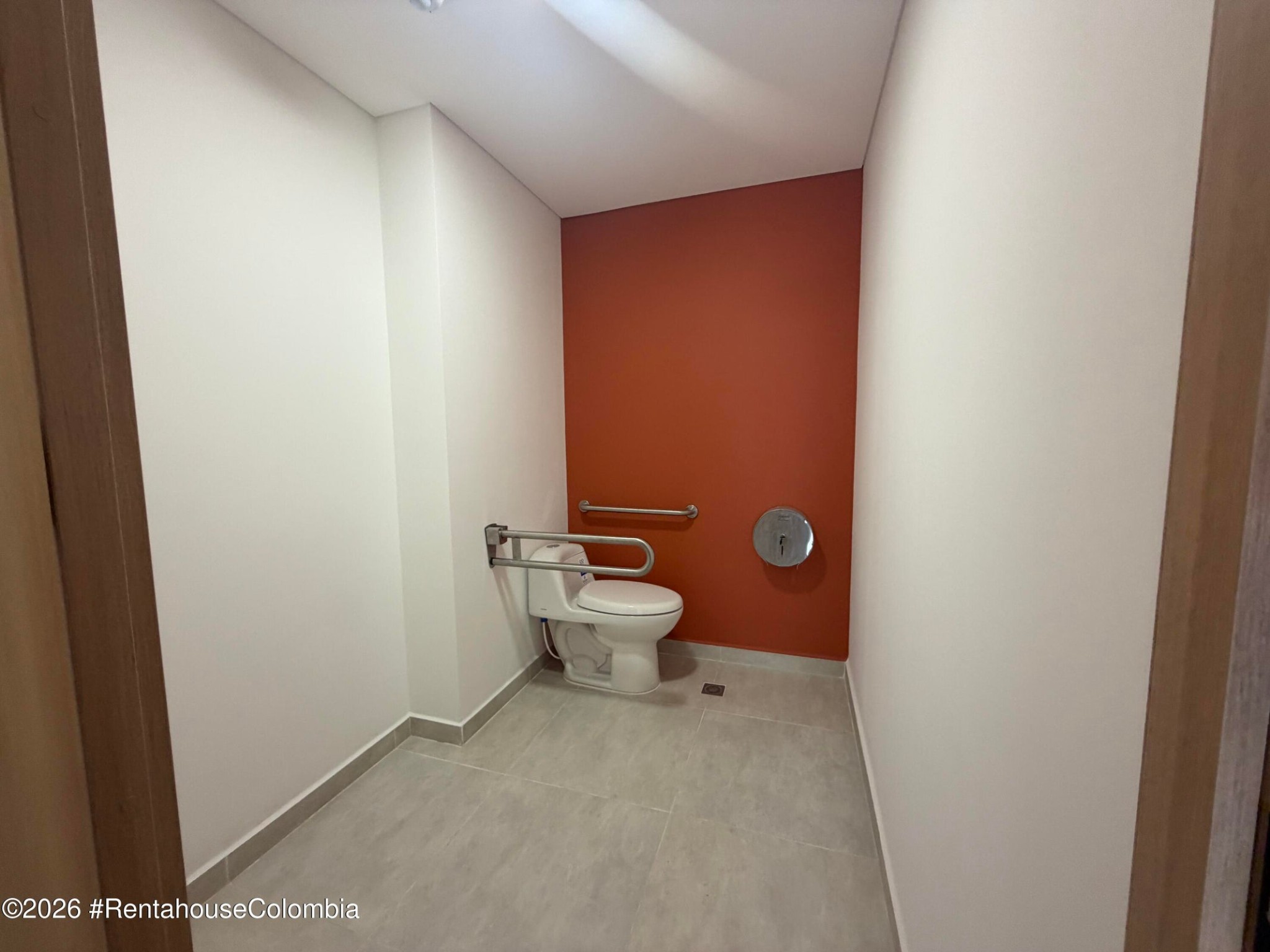 Apartamento en venta en La Esmeralda, Bogotá · foto 5 de 16