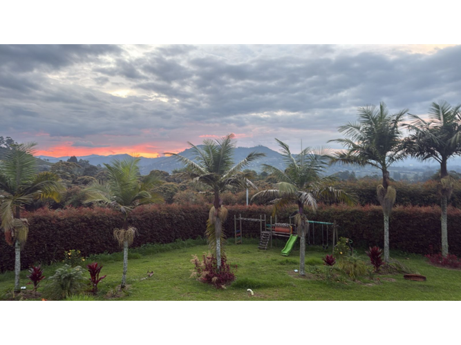 Casa de 5 alcobas en venta en El Cerro, Rionegro, 362 m² · foto 15 de 17