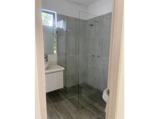 Casa de 4 alcobas en venta en El Faro, Rionegro, 280 m² · foto 14 de 24