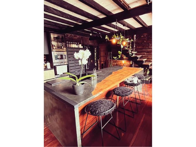 Casa de 1 alcoba en venta en Santa Elena, Medellín, 170 m² · foto 2 de 17