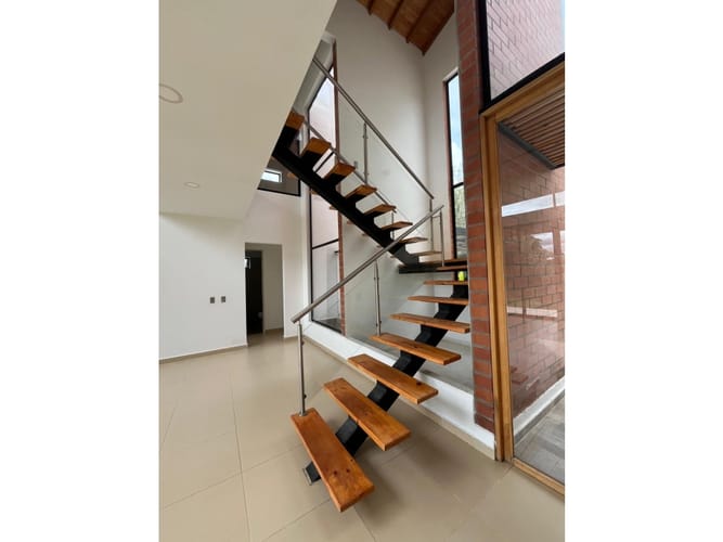Casa de 4 alcobas en venta en El Faro, Rionegro, 280 m² · foto 23 de 24