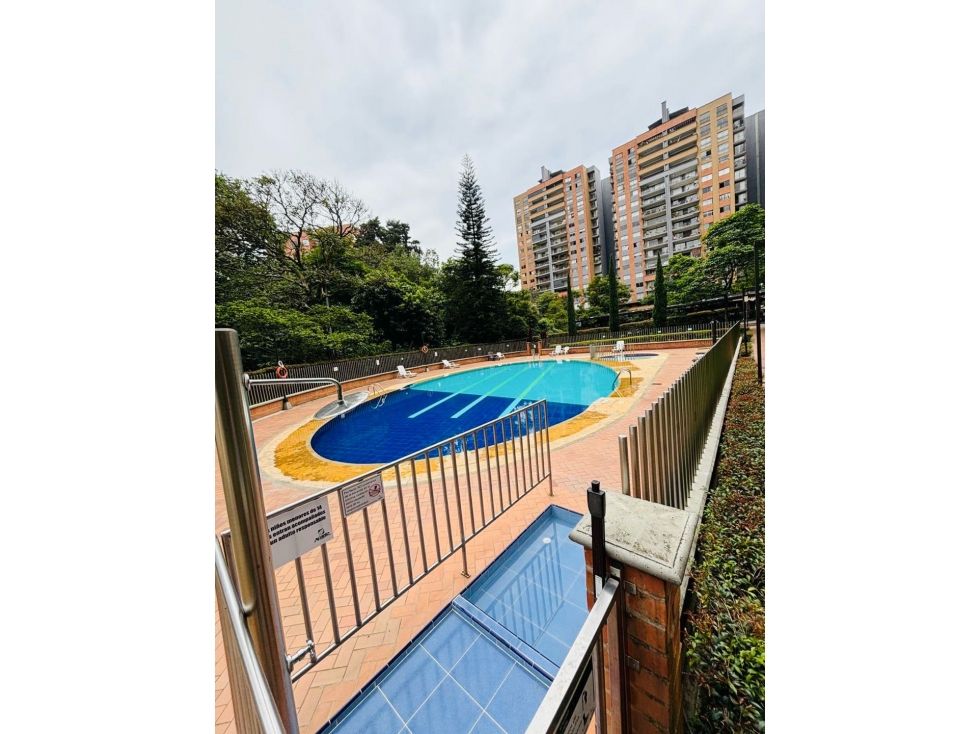 Apartamento en venta en El Poblado, Medellín · foto 16 de 22