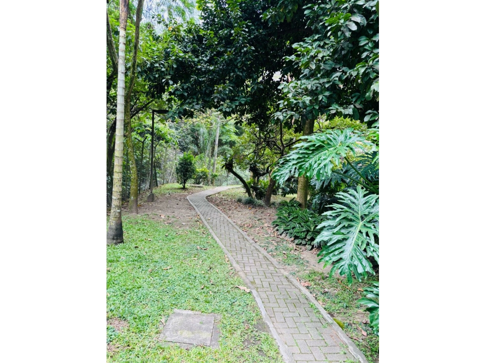 Apartamento en venta en El Poblado, Medellín · foto 19 de 22