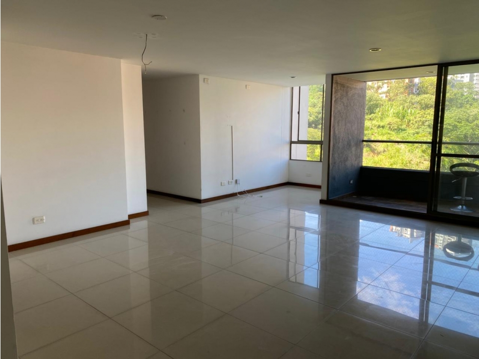 3BR Apartment in El Poblado (92 m²) for Sale - 3