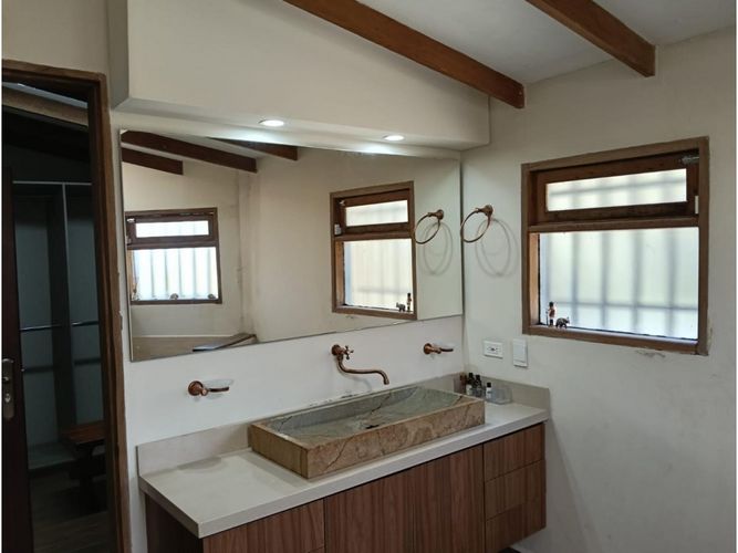 Casa de 4 alcobas en venta en Sajonia, Rionegro, 410 m² · foto 16 de 24