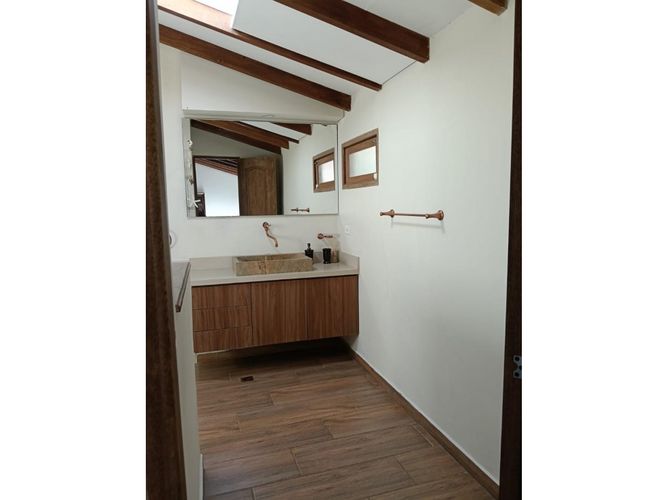 Casa de 4 alcobas en venta en Sajonia, Rionegro, 410 m² · foto 21 de 24