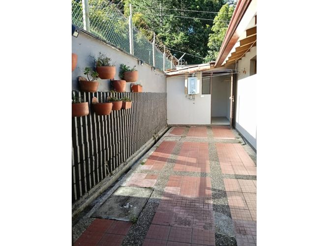 Casa de 4 alcobas en venta en Sajonia, Rionegro, 410 m² · foto 23 de 24