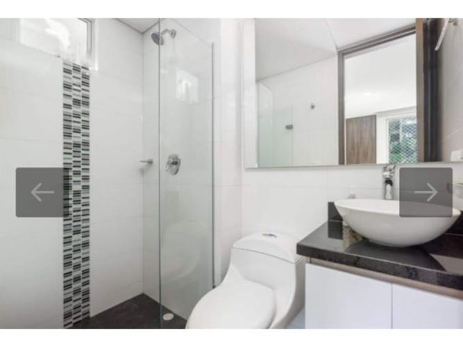 Apartamento de 3 alcobas en venta en El Diamante No. 2, Medellín, 130 m² · foto 10 de 18