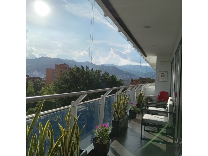 Apartamento de 2 alcobas en venta en El Poblado, Rionegro, 111 m² · foto 7 de 9