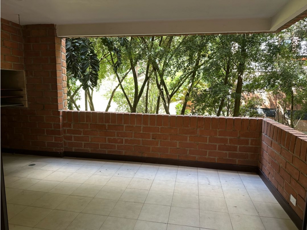 Apartamento en venta en El Poblado, Medellín · foto 13 de 24