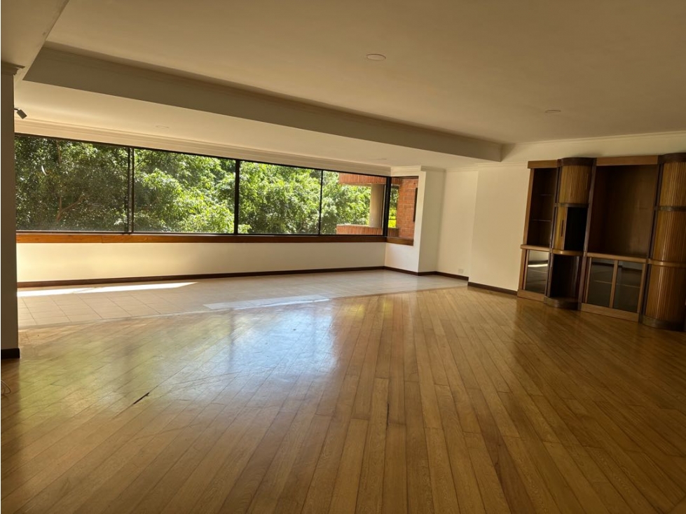 Apartamento en venta en El Poblado, Medellín · foto 23 de 24
