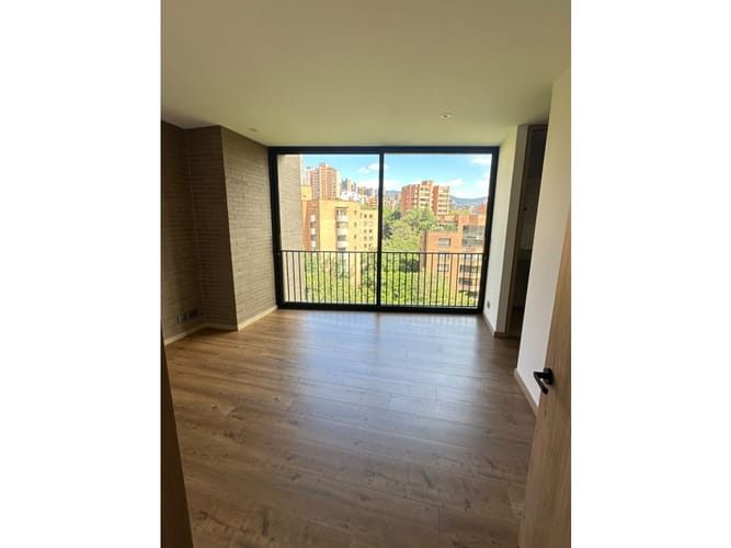 Apartamento en venta en El Poblado, Medellín · foto 7 de 24