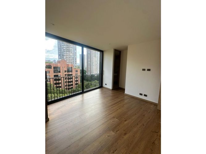 Apartamento en venta en El Poblado, Medellín · foto 10 de 24