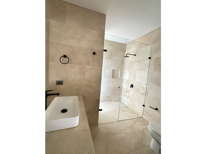 Apartamento en venta en El Poblado, Medellín · foto 15 de 24