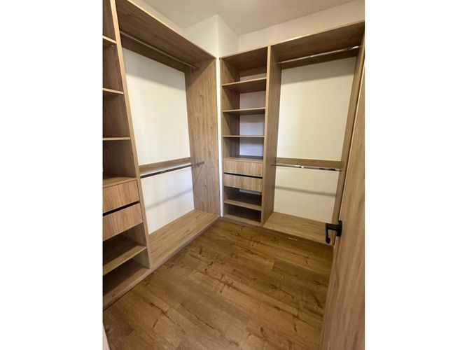 Apartamento en venta en El Poblado, Medellín · foto 18 de 24