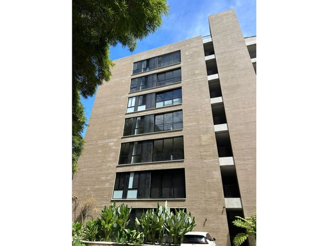 Apartamento en venta en El Poblado, Medellín · foto 23 de 24
