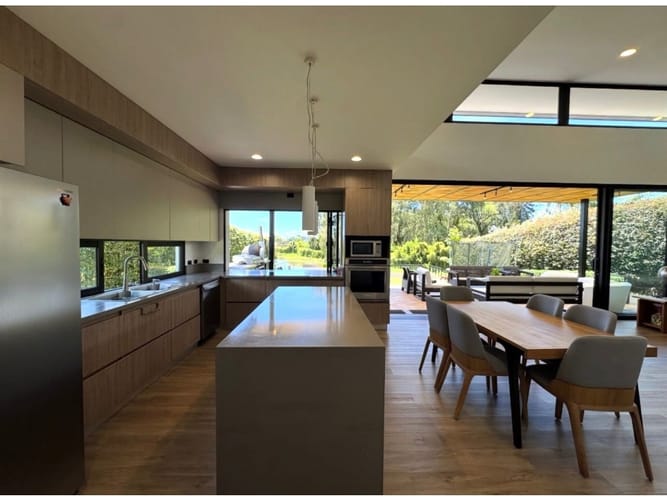Casa de 3 alcobas en venta en Llano Grande, Rionegro, 366 m² · foto 4 de 18