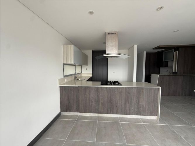Apartamento de 3 alcobas en venta en Ciudad Del Río, Medellín, 100 m² · foto 2 de 20