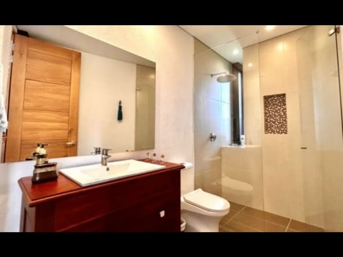Casa de 5 alcobas en venta en Las Palmas, Envigado, 350 m² · foto 14 de 19