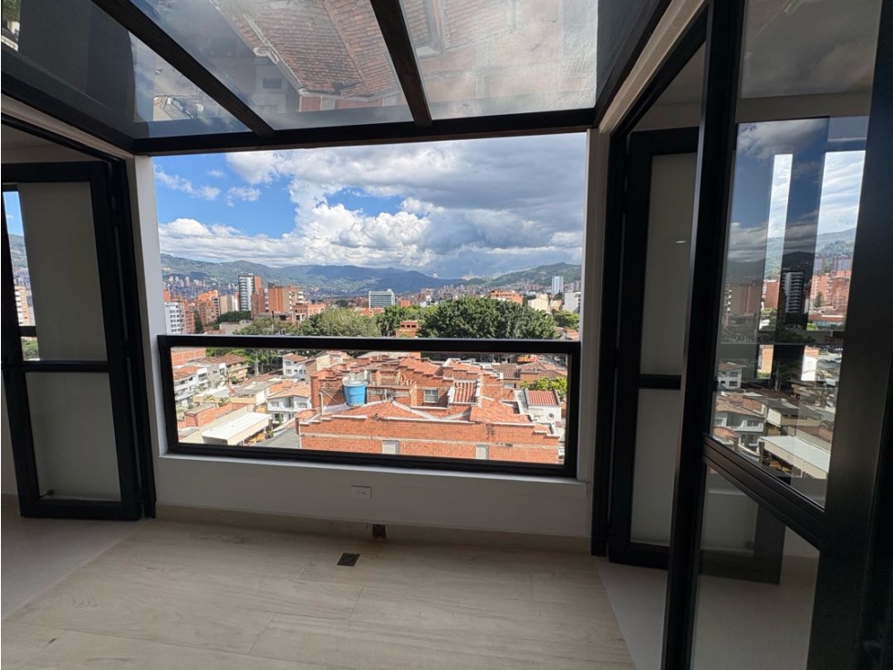 Apartamento en venta en Laureles, Medellín · foto 4 de 24