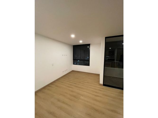 Apartamento de 3 alcobas en venta en El Porvenir, La Ceja, 80 m² · foto 5 de 16