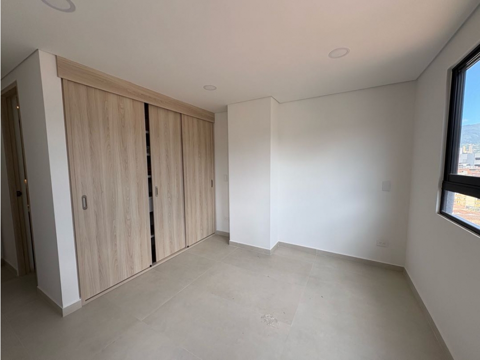 Apartamento en venta en Laureles, Medellín · foto 7 de 24